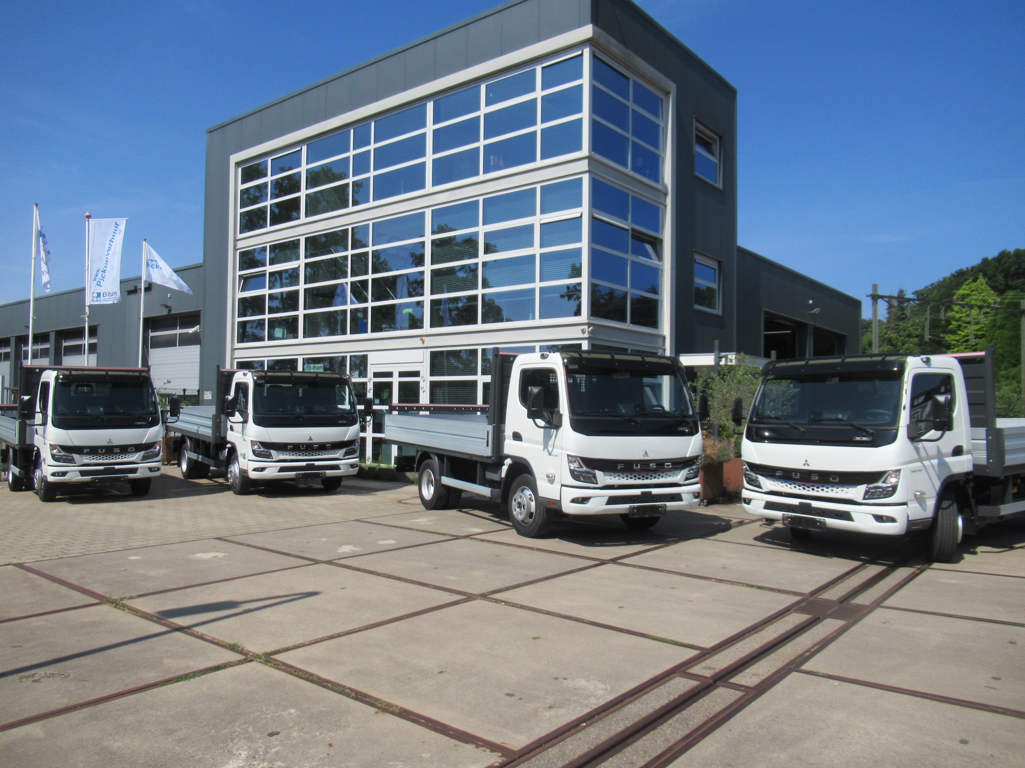 FUSO e-Canter Open Laadbak 100% Elektrisch